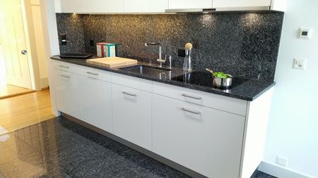 lichtdurchfluted, sanft saniert, modernisiert, ausgehender Jugendstil - Foto 3