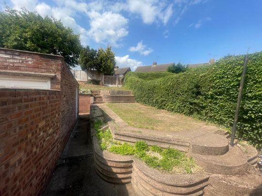 3 bedroom semi-detached house to rent - Photo 1