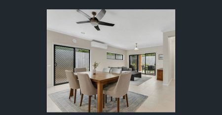 Perfect Family Home for Lease in Pasadena Estate - Photo 3