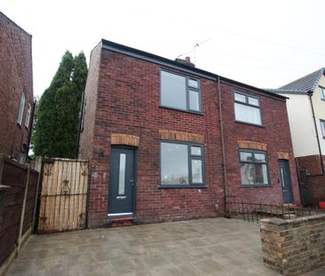 2 bedroom semi-detached house to rent - Photo 5