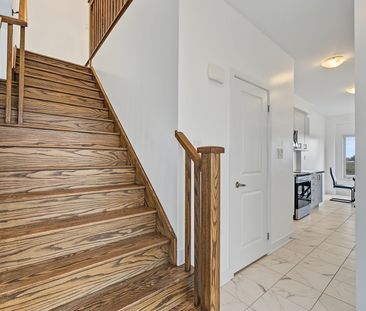 For Lease - 11 Turnberry Lane, Barrie, Ontario - Photo 5