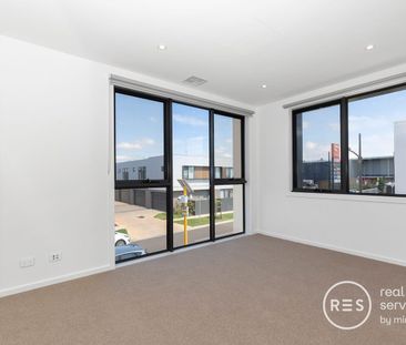 Brand New Beautifully Appointed Home in a Growing Lifestyle Hub - Photo 6