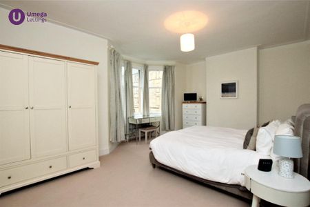 3 bedroom apartment to rent - Photo 4