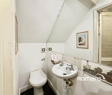 1 bedroom in a house share to rent - Photo 5