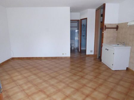 Location appartement 2 pièces 34 m² à Laurac-en-Vivarais (07110) - Photo 3