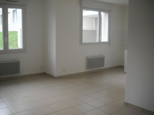 Location Appartement 2 pièces 38m² LA CHAPELLE SUR ERDRE 44240 - Photo 1