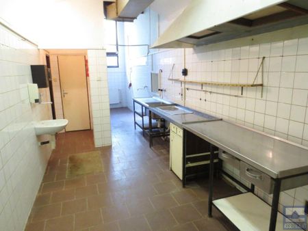 Pronájem bytu 2+1 70 m2 - Fotografie 3
