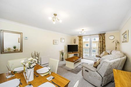 2 bedroom apartment to rent - Photo 5