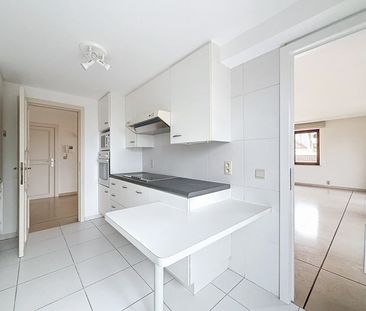 Appartement te huur in Ixelles - Photo 2