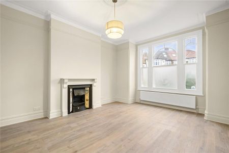 4 bedroom detached house to rent - Photo 5