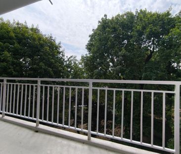 Location Appartement 5 pièces 93m² - Photo 6