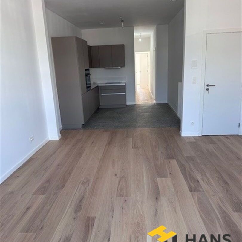 Stijlvol Art Deco appartement in hartje stad – volledig gerenoveerd! - Photo 1