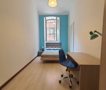 Via Bernardino Galliari, Turin, Piedmont 10125 - Photo 2