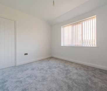 WESTLAND ROAD BEESTON LEEDS LS11 5SB - Photo 3