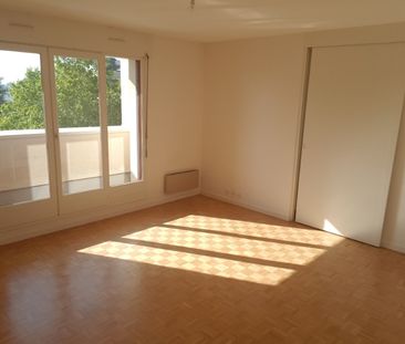 Appartement 1 pièces – rue Léon Boyer - Photo 2