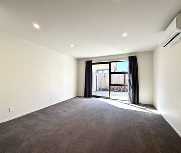 Modern 2-Bedroom Townhouse in Lower Hutt - Photo 5