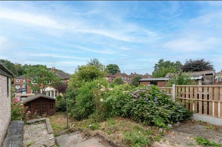 3 Bed Semi-Detached House, Dewsbury Road, LS11 - Photo 4