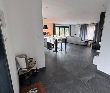 Location Maison 6 pièces 141m² CAMBRAI 59400 - Photo 3