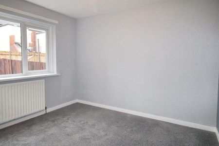 3 bed lower flat to rent in NE6 - Photo 2