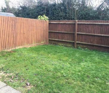 2 bedroom semi-detached house to rent - Photo 4