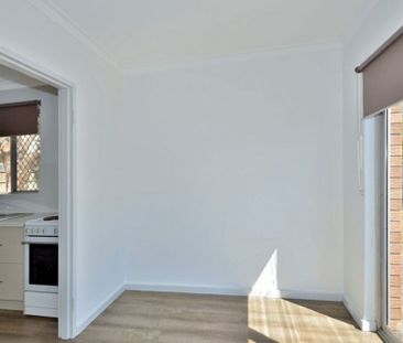 Centrally Located Family Home - Photo 6