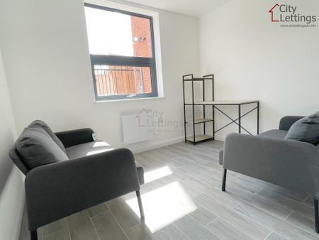 4 bedroom apartment to rent - Photo 3