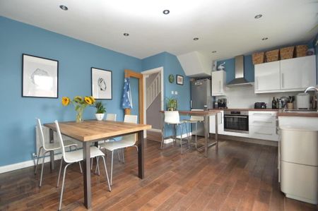 30 Rochester Road, Belfast, BT6 9LJ - Photo 5