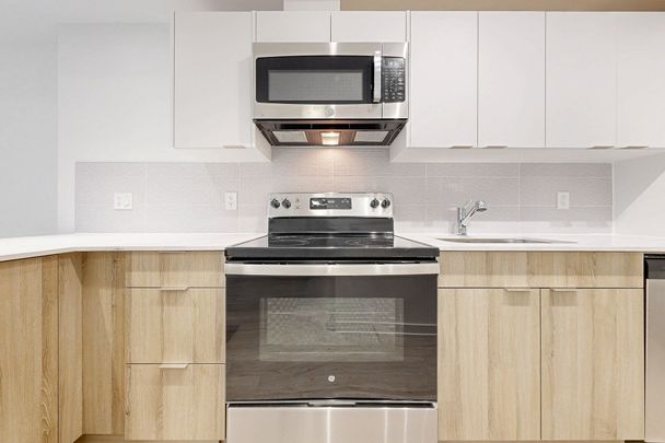 For Lease - 3069 Pharmacy Ave Avenue Unit# 7, Toronto, Ontario - Photo 1