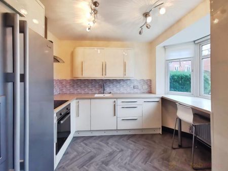 3 bedroom townhouse to rent - Photo 3