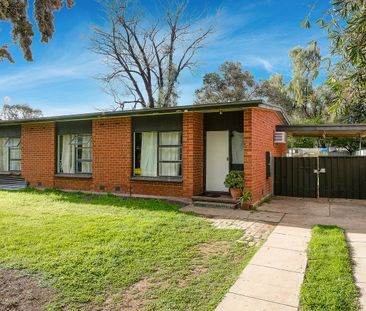 Well-Appointed 3-Bedroom 1-Bathroom Home for Rent in Smithfield Plains - Photo 2