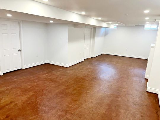 For Lease - 426 Orange Walk Crescent, Mississauga, Ontario - Photo 1