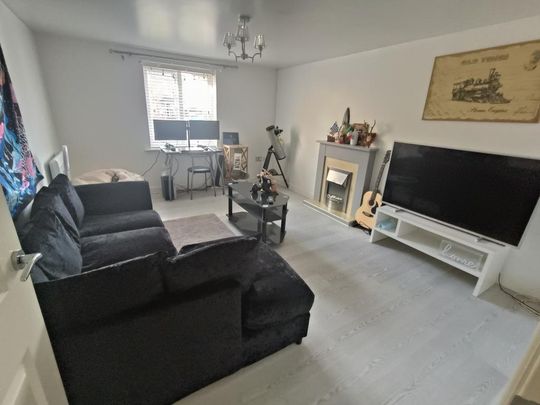 2 bedroom flat to rent - Photo 1