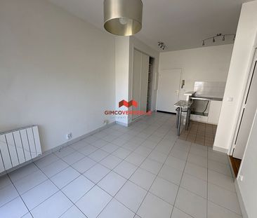 Location Appartement 2 pièces 33m² - Photo 3