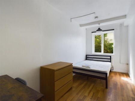 7 bedroom semi-detached house to rent - Photo 4