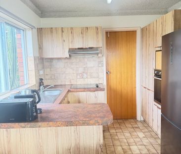 Coastal Living - 6 Month Lease Only - Photo 4