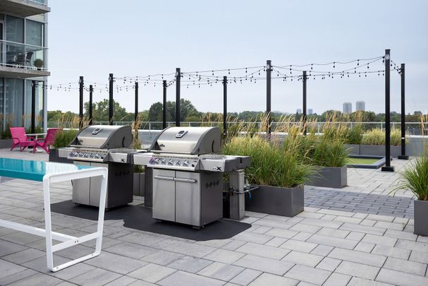 1309 Carling Avenue, Carlington, Ottawa, ON - Photo 1