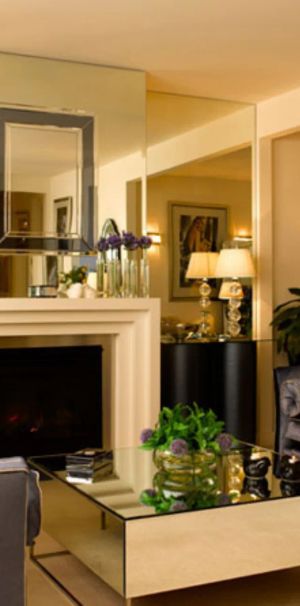 The Maxine – Beautiful and Sophisticated Furnished Apartment - Photo 1