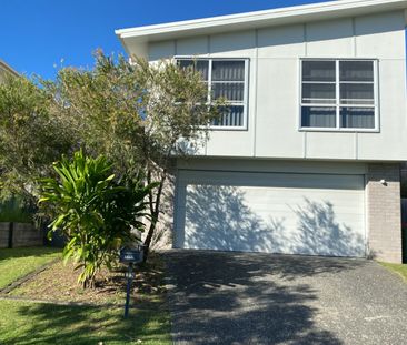 Low Maintenance & Modern Family Home - Photo 5