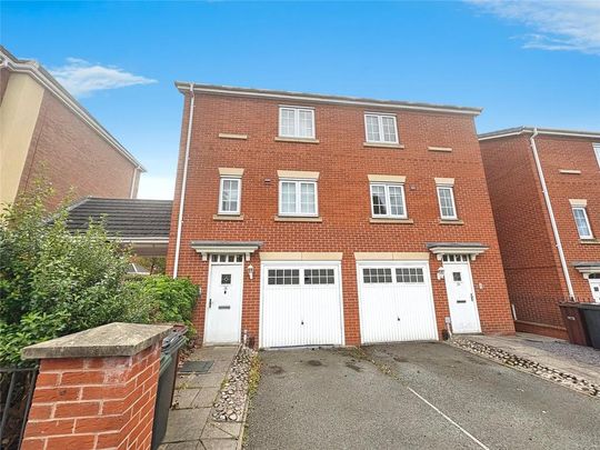 3 bedroom semi-detached house to rent - Photo 1