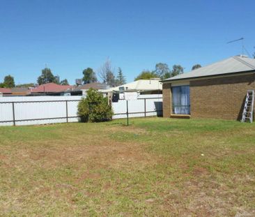 Ideal Location - Photo 6