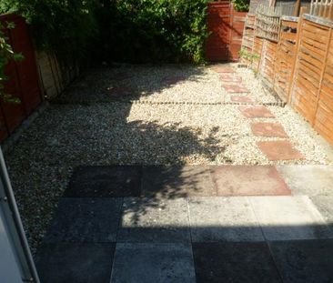 2 bedroom terraced house to rent - Photo 6