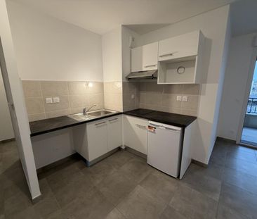 Location Appartement 2 pièces 48m² BORDEAUX 33800 - Photo 6