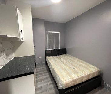 1 bedroom property to rent - Photo 2
