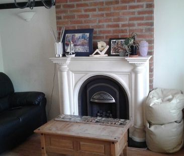 Room in a Shared House, Steeple Drive, M5 - Photo 1