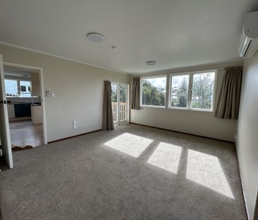 3 Bedrooms in Beach Haven - Photo 2