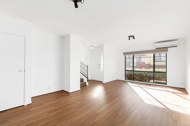 13/68 Yarra Street, Heidelberg - Photo 1