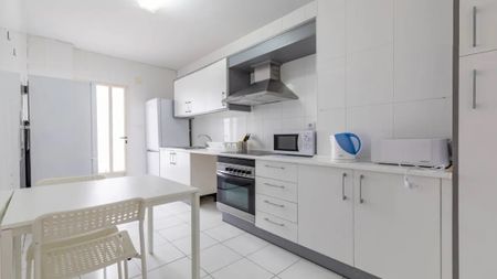 Carrer Almirall Cadarso, Valencia, Valencian Community 46005 - Photo 5