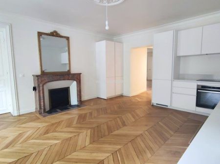 Location - appartement - 173.32 m² - 5 Pièces - Photo 2