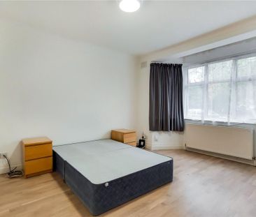 4 bedroom detached house to rent - Photo 6