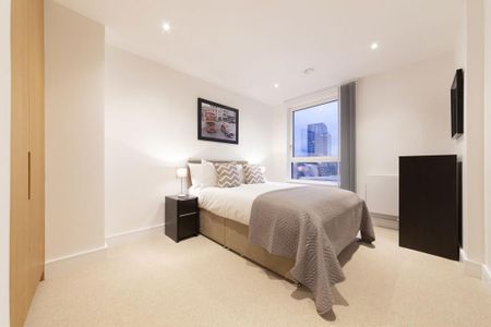 3 bedroom flat to rent - Photo 2